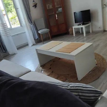 Entre Estuaire Et Ocean Médis